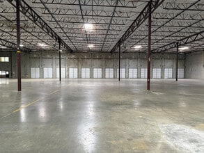 12225 SW Myslony St, Tualatin, OR à vendre Photo intérieure- Image 1 de 4