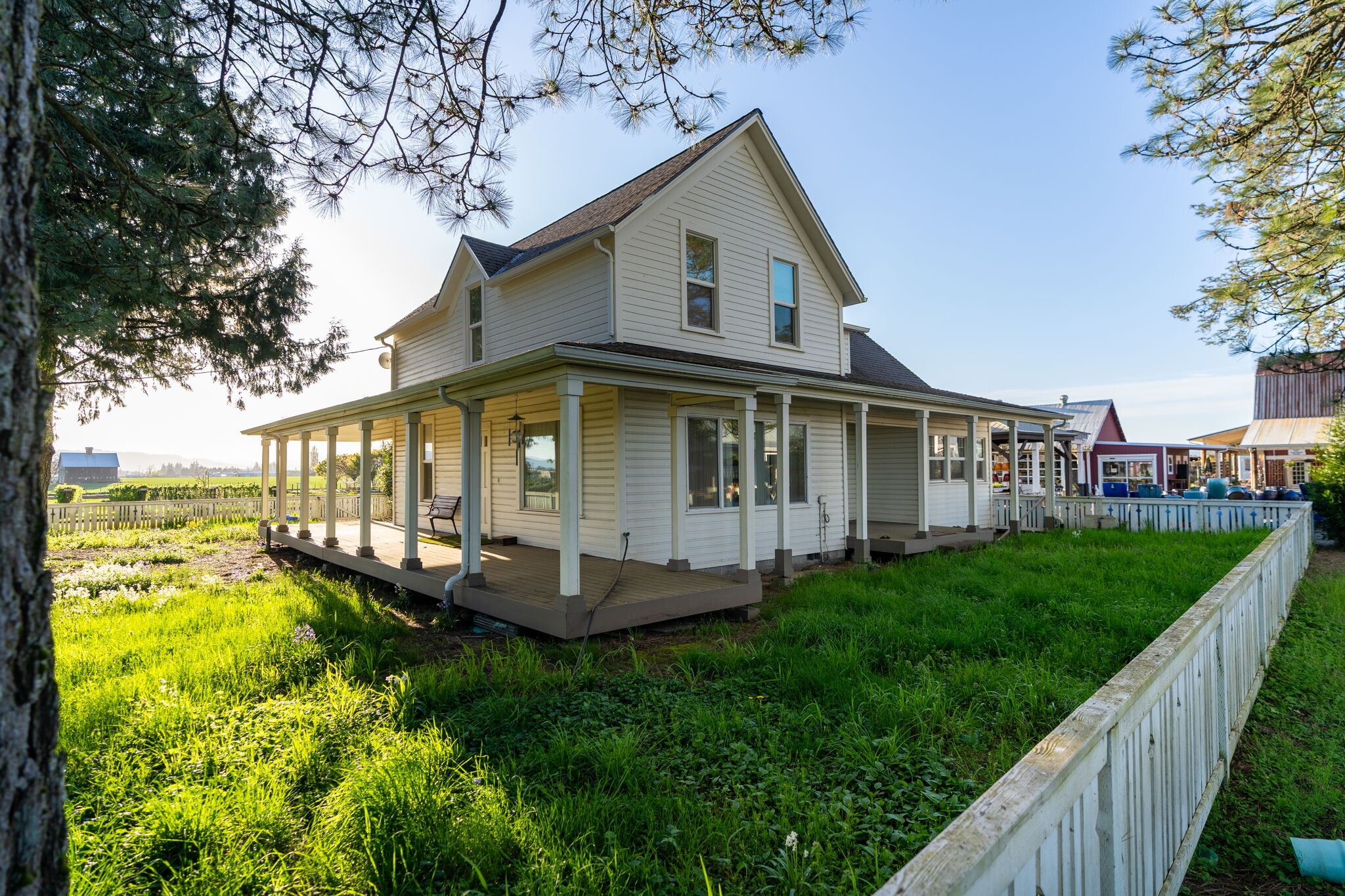 1355 N Barlow St, Cornelius, OR for sale Primary Photo- Image 1 of 56
