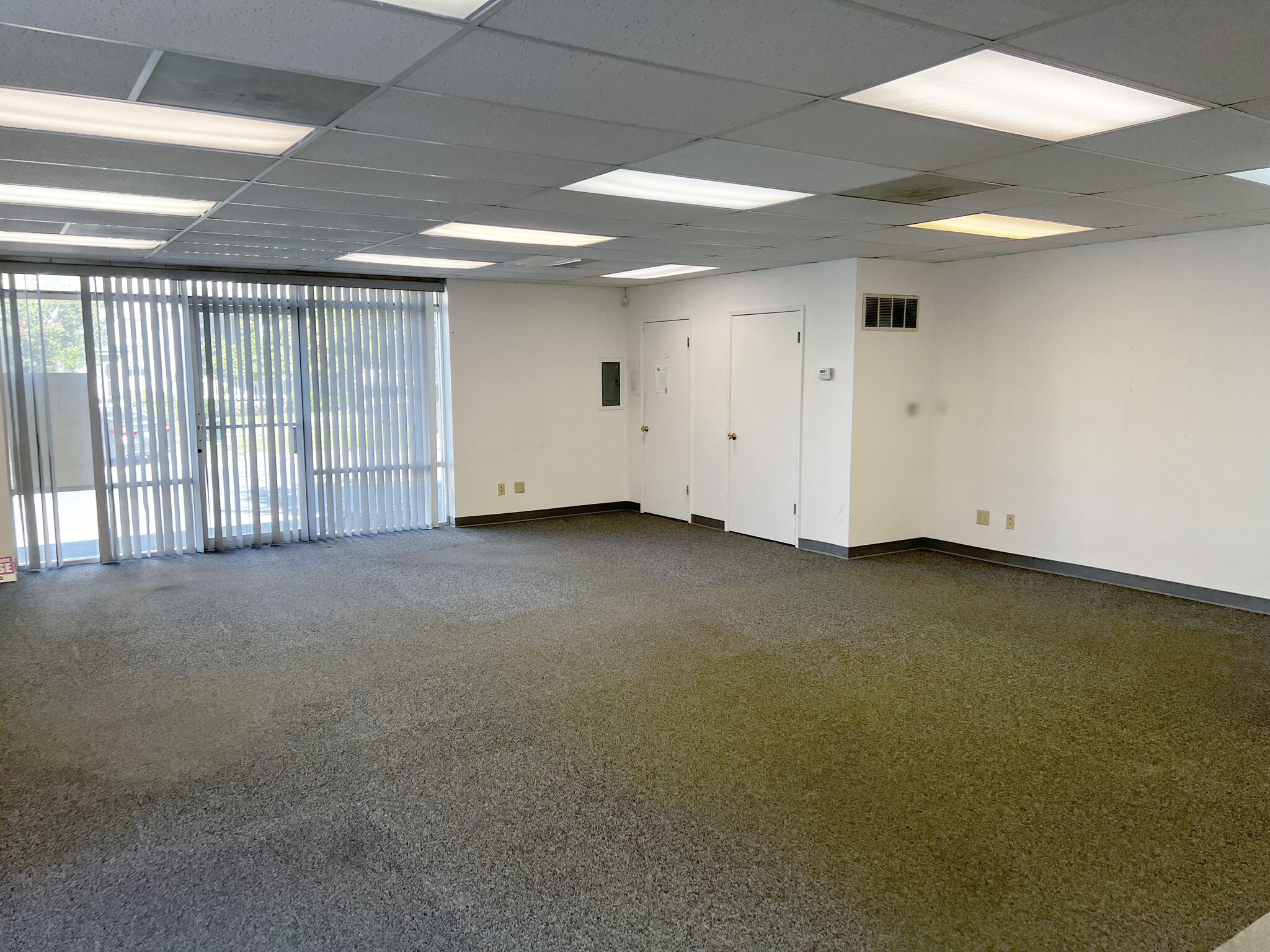 10121 Imperial Ave, Cupertino, CA for lease Interior Photo- Image 1 of 4