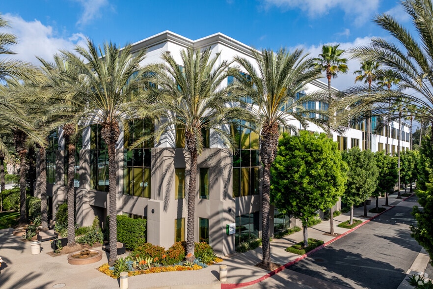 27101-27201 Puerta Real, Mission Viejo, CA for lease - Building Photo - Image 1 of 29