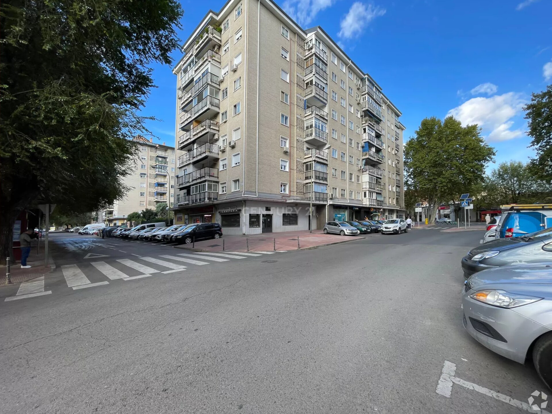 Immeuble residentiel dans Alcalá de Henares, Madrid à vendre Photo intérieure- Image 1 de 2