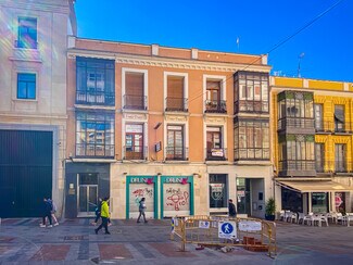 Plus de détails pour Multi-résidentiel à vendre