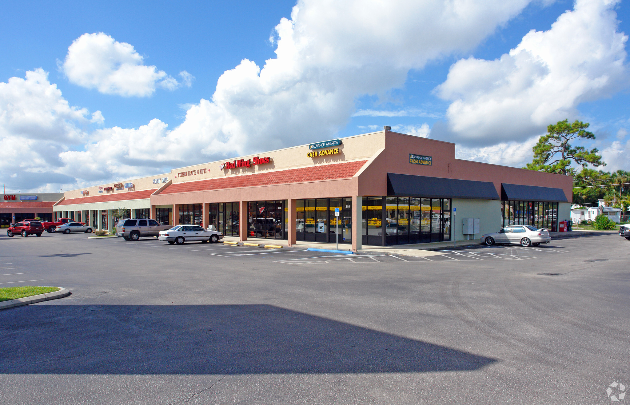 5600 W Colonial Dr, Orlando, FL for lease Primary Photo- Image 1 of 13