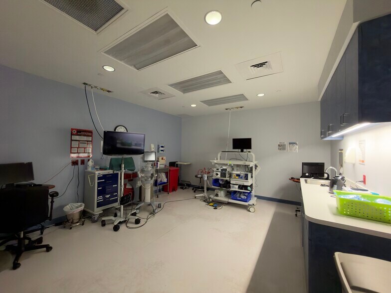 1157 S State Road 7, Wellington, FL à louer - Photo du bâtiment - Image 3 de 14