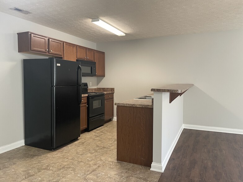 415 Upper Stone Ave, Bowling Green, KY for sale - Building Photo - Image 3 of 35