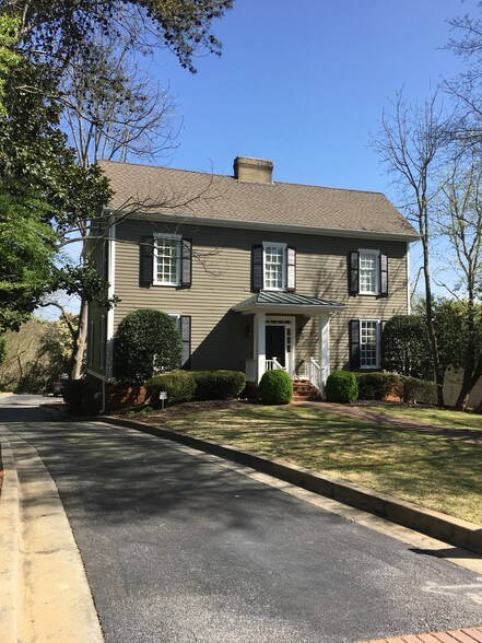 24 Sloan St, Roswell, GA à louer - Photo du bâtiment - Image 1 de 6