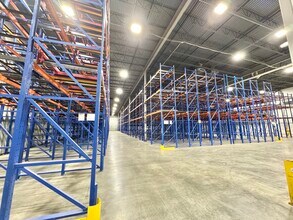 1100 Independence Ave, Evansville, IN for lease Building Photo- Image 2 of 4