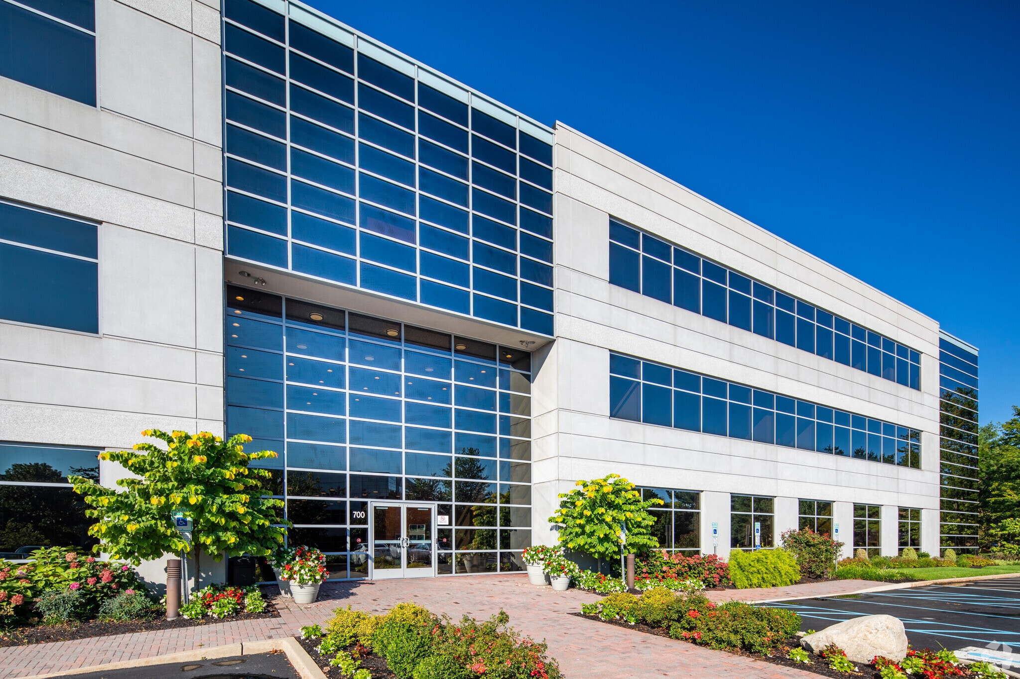 700 Alexander Park, Princeton, NJ for lease Primary Photo- Image 1 of 16
