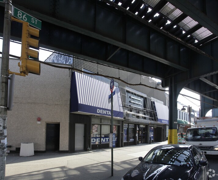 1849-1857 86th St, Brooklyn, NY à louer - Photo du bâtiment - Image 3 de 3