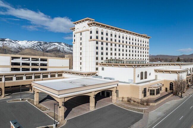 Plus de détails pour 600 S Carson St, Carson City, NV - Services hôteliers à vendre