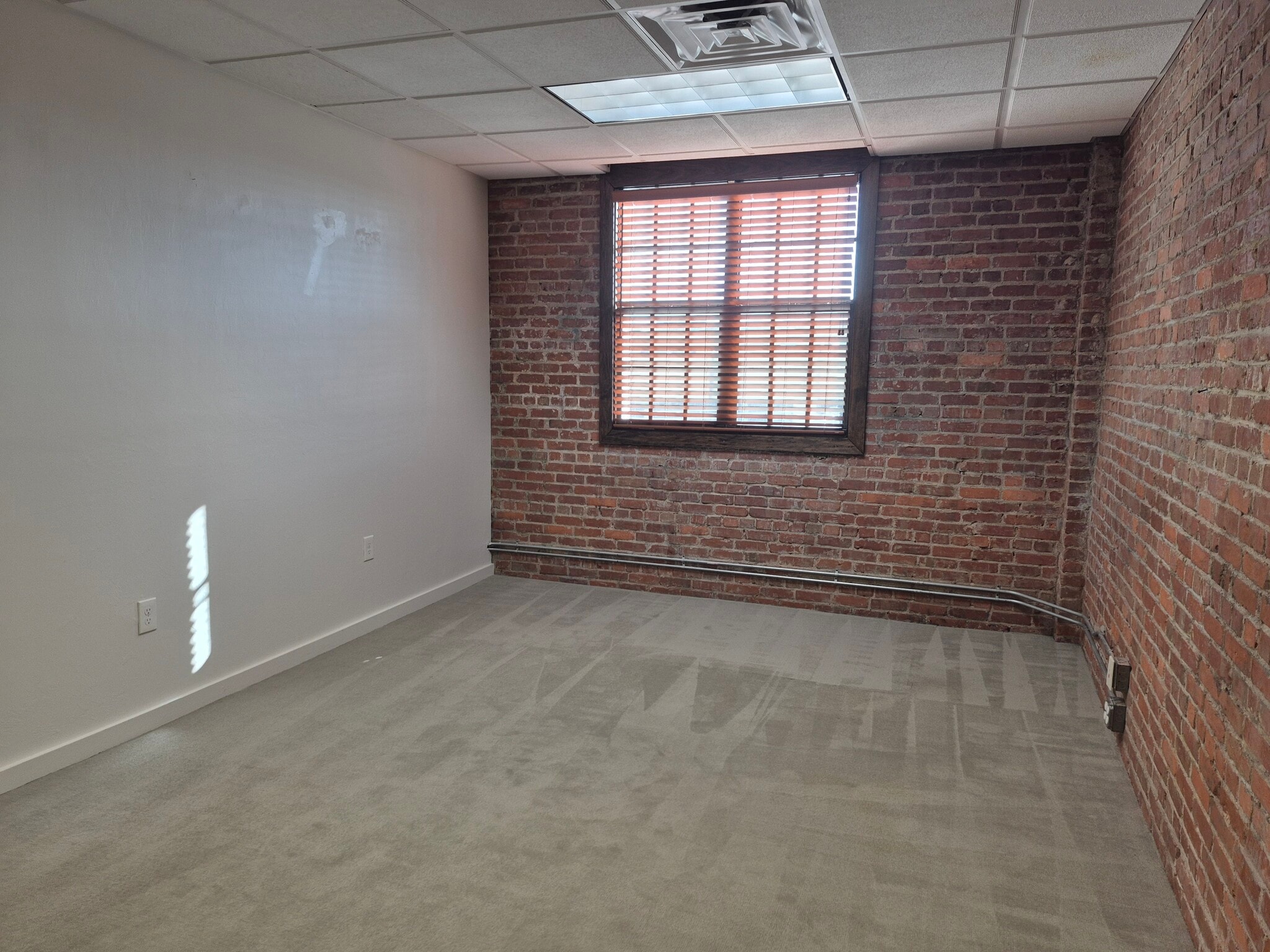 1625 Hendry St, Fort Myers, FL for lease Interior Photo- Image 1 of 13