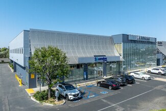 Plus de détails pour 1945 E 17th St, Santa Ana, CA - Commerce de détail à louer