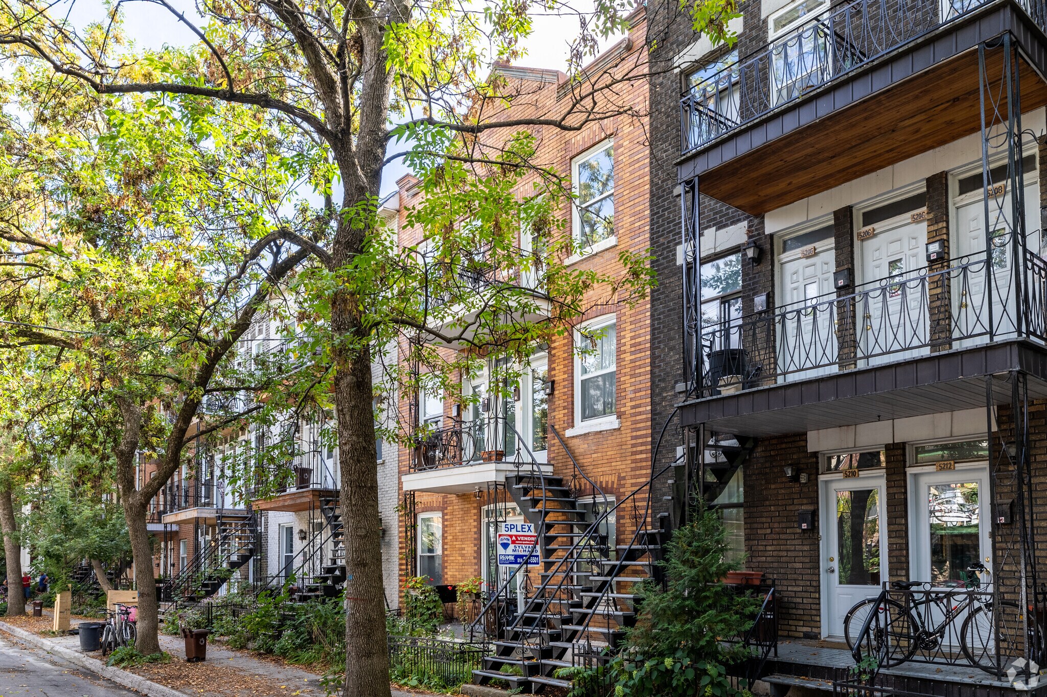 5196-5204 Av des Érables, Montréal, QC à vendre Photo du bâtiment- Image 1 de 1