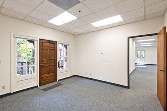 9696 Culver Blvd, Culver City, CA for lease Interior Photo- Image 2 of 7