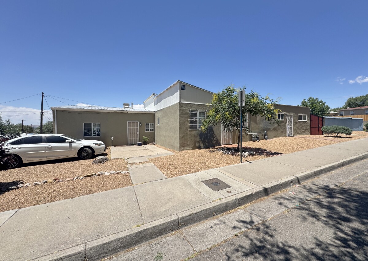 511 Spruce St SE, Albuquerque, NM à vendre Photo du bâtiment- Image 1 de 13