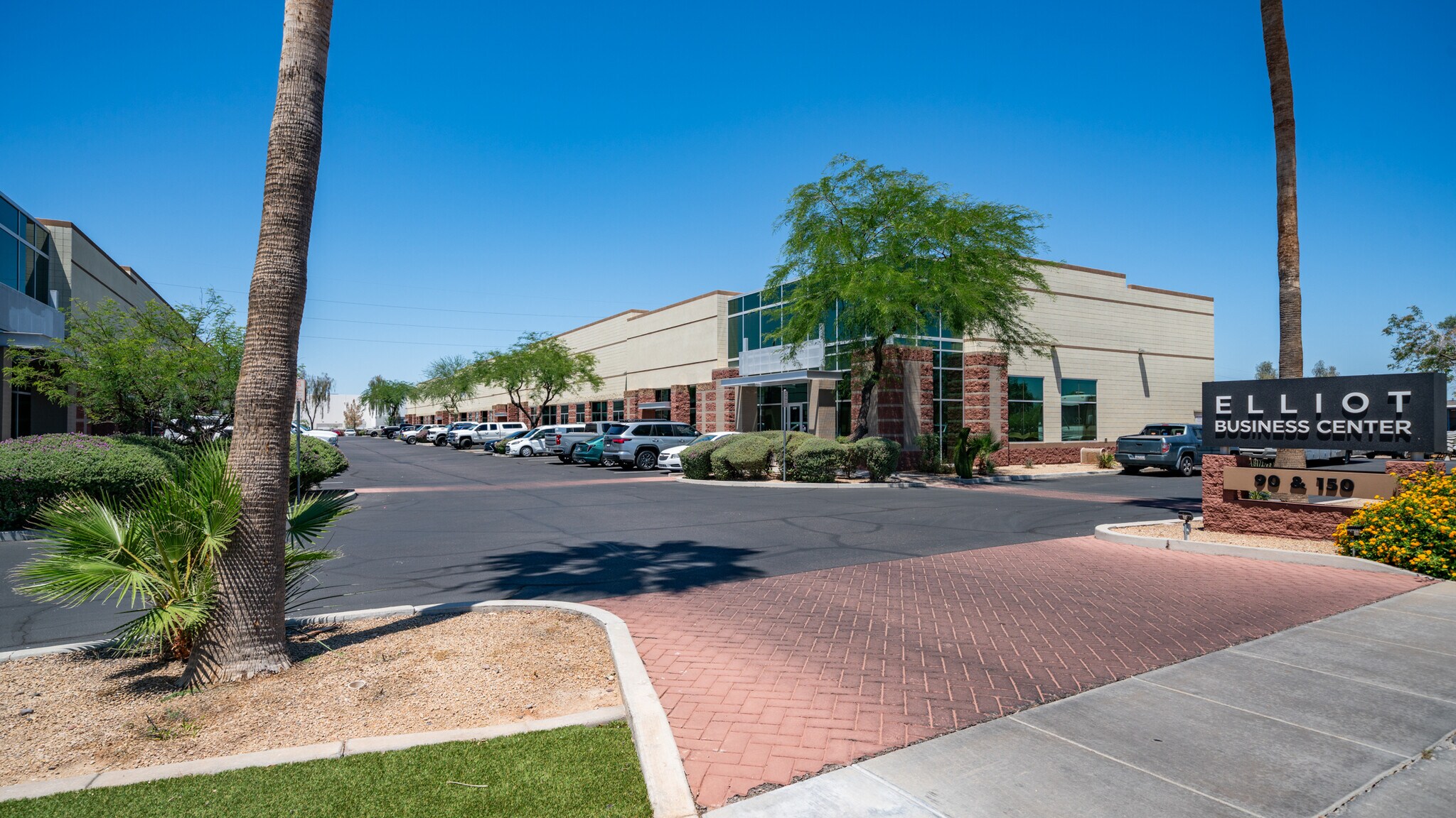 150 N William Dillard Dr, Gilbert, AZ à louer Photo du bâtiment- Image 1 de 8