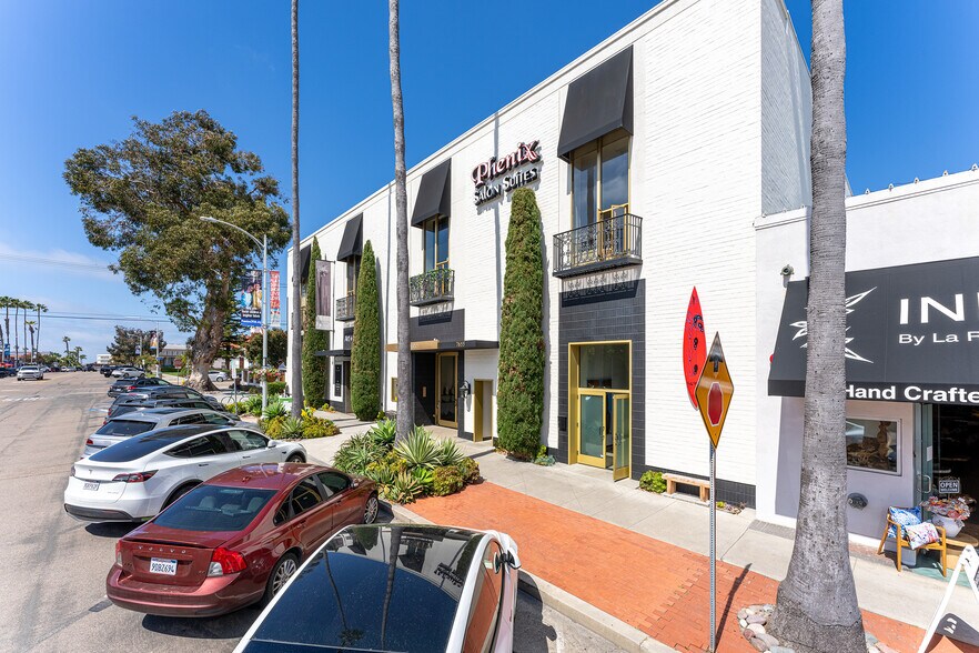 7655 Girard Ave, La Jolla, CA à louer - Photo du bâtiment - Image 2 de 3