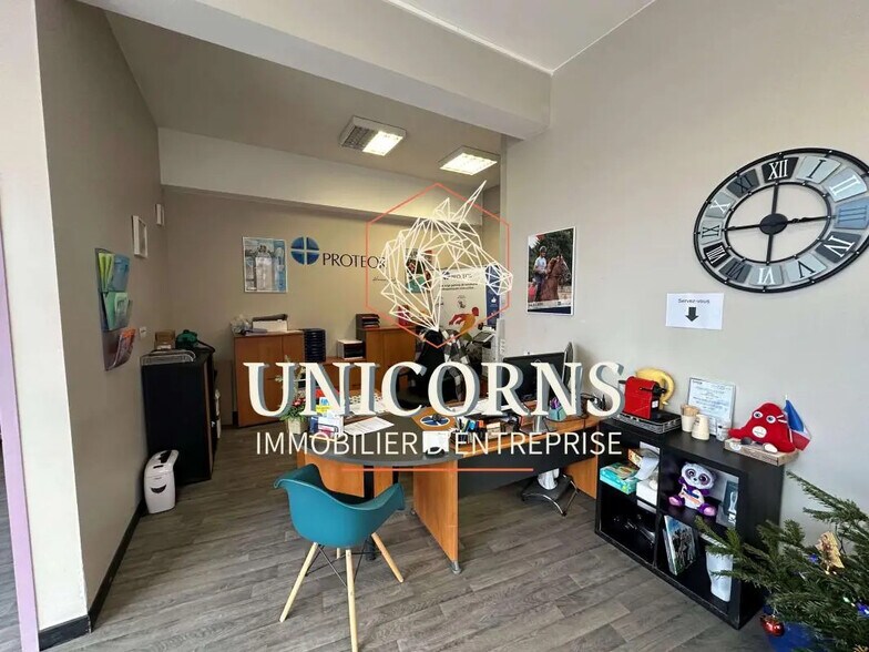 Retail in Toulouse for lease - Interior Photo - Image 3 of 4