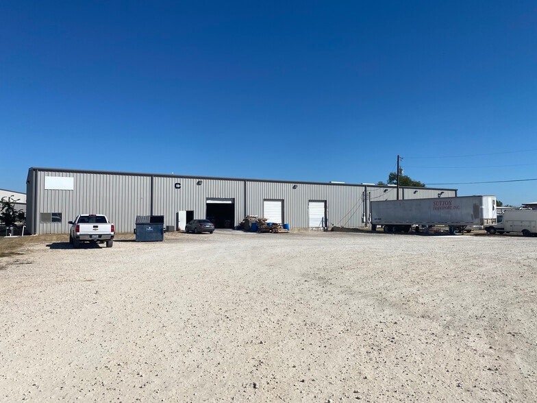 2019 Clovis R Barker Rd, San Marcos, TX for lease - Building Photo - Image 2 of 5