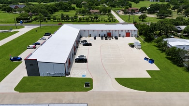 1921 Business Park Blvd, Argyle, TX for lease Building Photo- Image 2 of 10