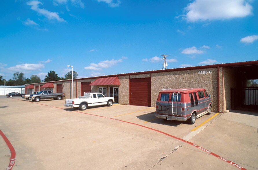 2205 W Division St, Arlington, TX for lease - Other - Image 2 of 9