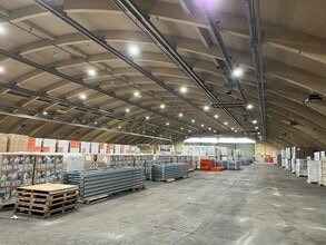 Aston Down, Frampton Mansell for lease Interior Photo- Image 1 of 2