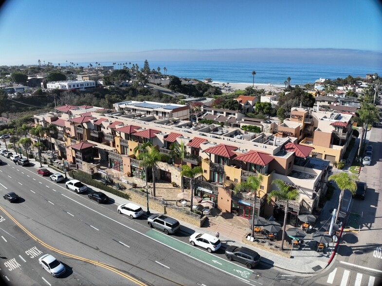 90 N Coast Highway 101, Encinitas, CA for sale - Matterport Community - Image 3 of 33