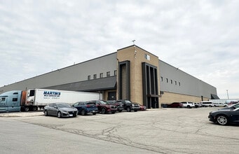 4700-4800 Proviso Dr, Melrose Park, IL for lease Primary Photo- Image 1 of 7