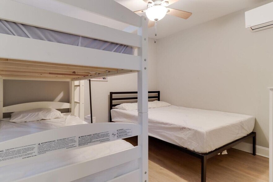 217-221 Burk Ave, Wildwood, NJ à vendre - Photo intérieure - Image 2 de 17