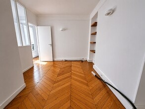 23 Rue De Choiseul, Paris for lease Interior Photo- Image 2 of 6