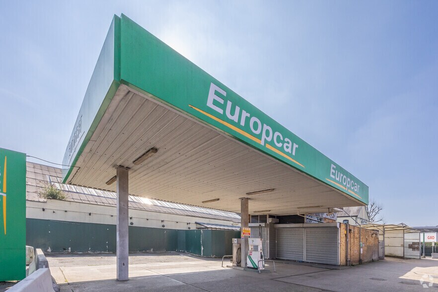 66 Cattlemarket Rd, Northampton à vendre - Photo principale - Image 1 de 2