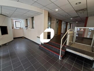 Plus de détails pour Commerce de détail à vendre