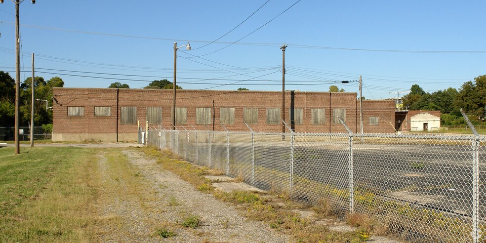 1010 Riverside Blvd, Memphis, TN for sale - Building Photo - Image 2 of 2