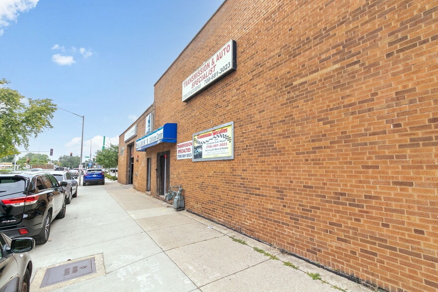 1825 S 17th Ave, Broadview, IL for sale - Primary Photo - Image 1 of 3