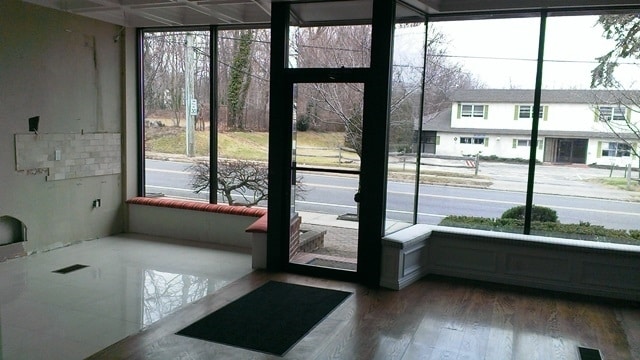 167 Glen Head Rd, Glen Head, NY à louer - Photo du bâtiment - Image 2 de 14