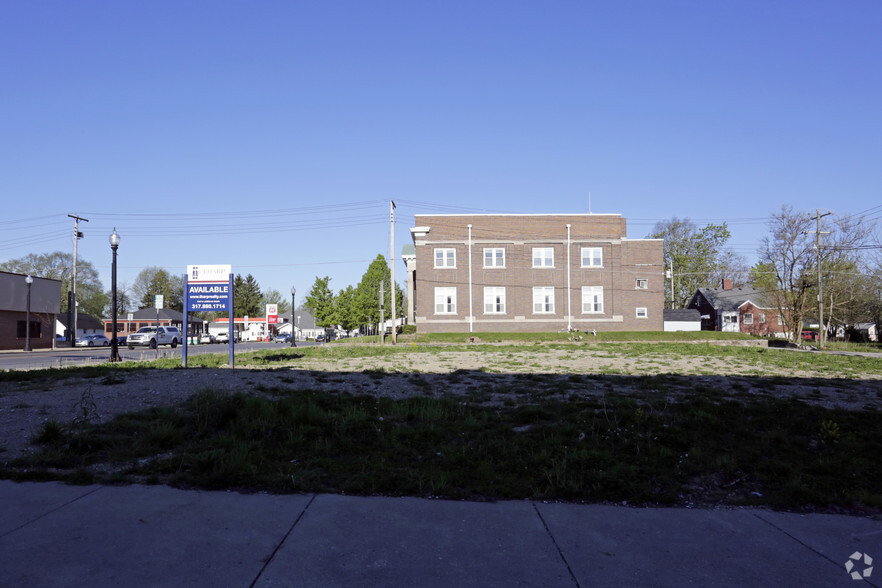 120-180 W Main St, Danville, IN à vendre - Photo principale - Image 1 de 1