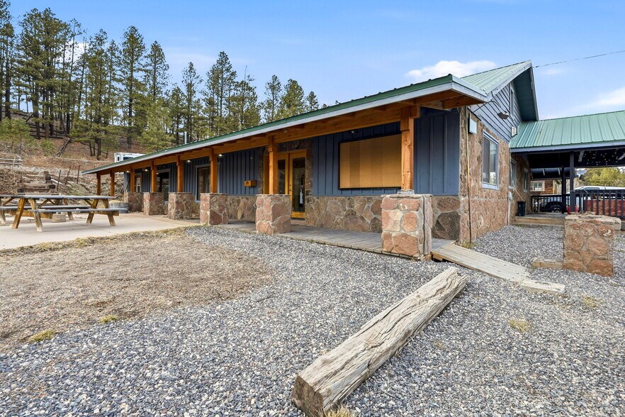 103 Main, Greer, AZ à vendre - Photo du bâtiment - Image 2 de 29
