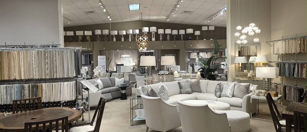 6000 Taylor Rd, Naples, FL for lease - Building Photo - Image 2 of 8