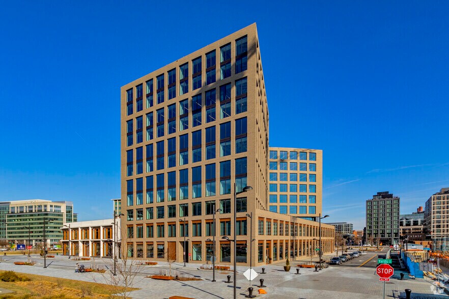 1275 New Jersey Ave SE, Washington, DC à louer - Photo du bâtiment - Image 2 de 44