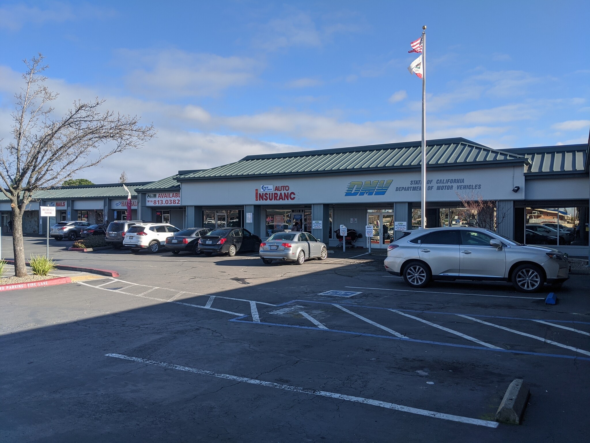 313-325 E Bidwell St, Folsom, CA à louer Photo du bâtiment- Image 1 de 2