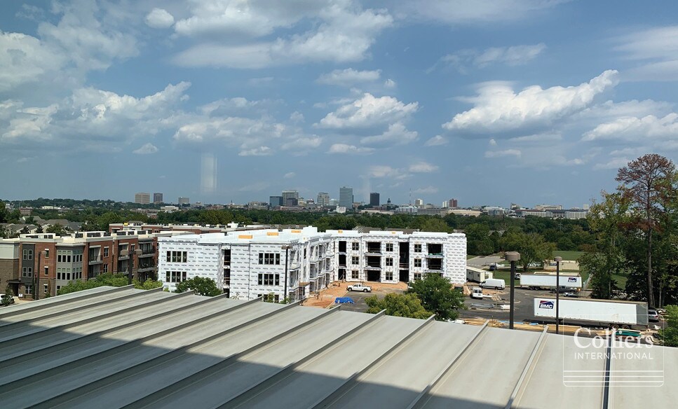 190 Knox Abbott Dr, Cayce, SC à louer - Photo du bâtiment - Image 2 de 16