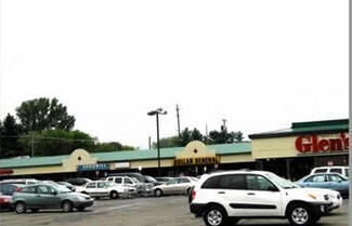 Plus de détails pour 604 S Mitchell St, Cadillac, MI - Commerce de détail à louer