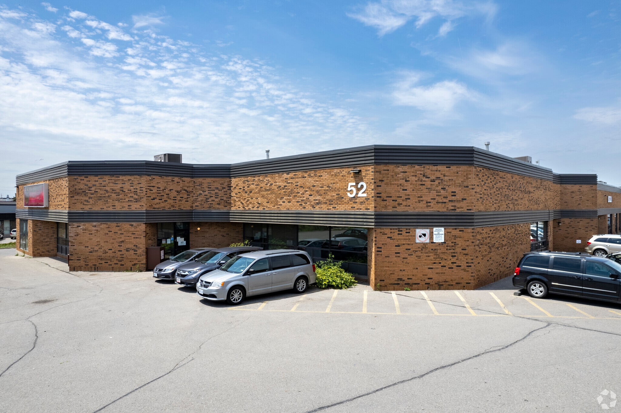 52 Bramsteele Rd, Brampton, ON for sale Primary Photo- Image 1 of 1