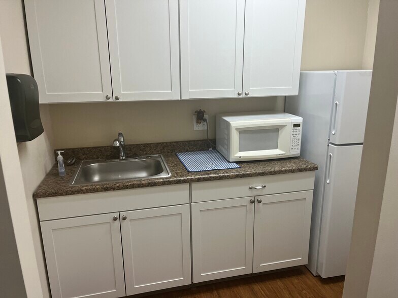 589 Bethlehem Pike, Montgomeryville, PA à louer - Photo du bâtiment - Image 3 de 4