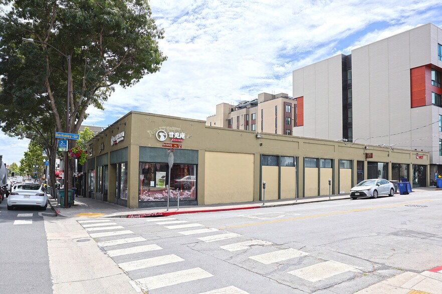 2050 Berkeley Way, Berkeley, CA à louer - Photo du bâtiment - Image 2 de 21