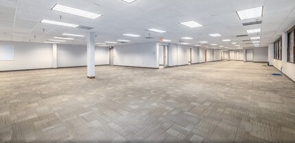 8665 Baypine Rd, Jacksonville, FL à louer Photo du bâtiment- Image 2 de 5