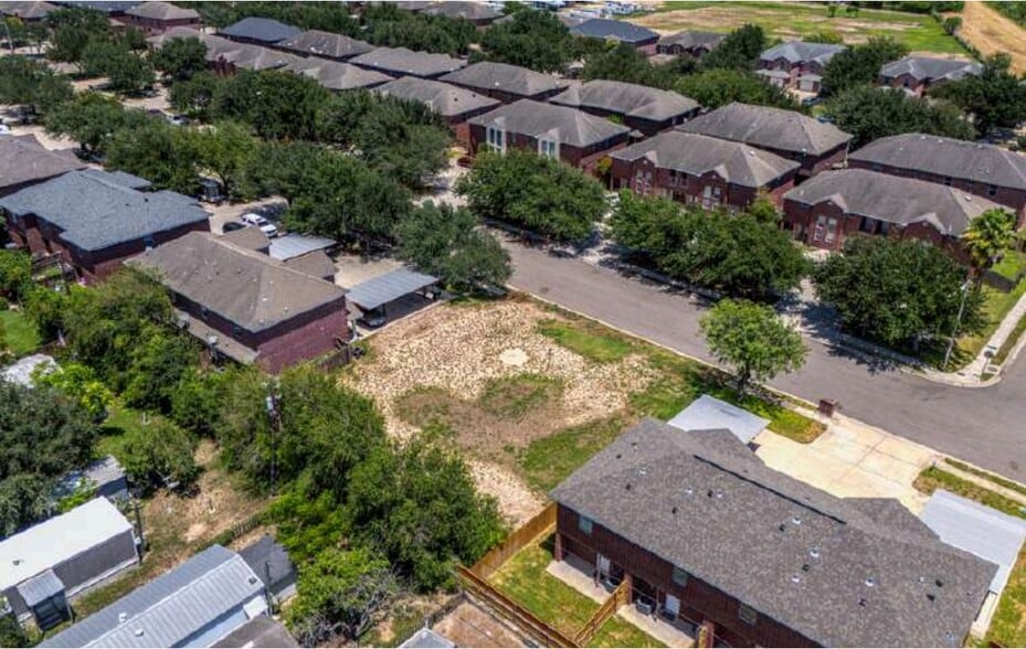 408 S 49th St, McAllen, TX for sale - Building Photo - Image 2 of 4