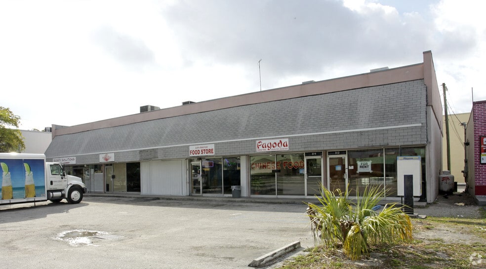 312-322 NE 38th St, Oakland Park, FL for sale - Building Photo - Image 2 of 3