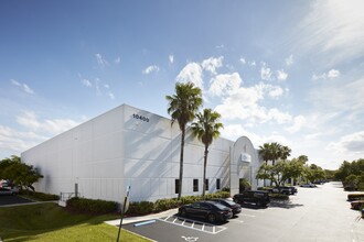 10300 NW 19th St, Miami, FL for lease Building Photo- Image 1 of 1