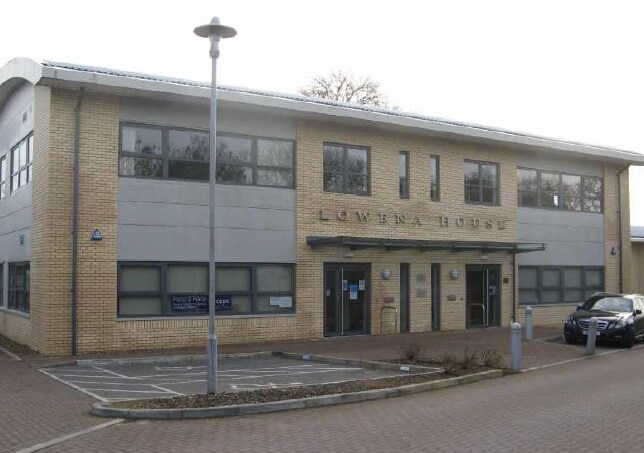 Glenthorne Ct, Threemilestone à louer - Photo du bâtiment - Image 2 de 5